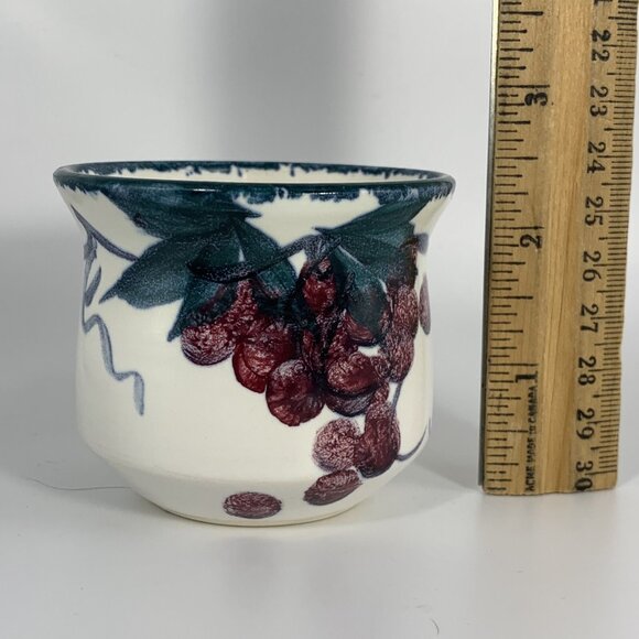 Nova Scotia Pottery Cream & Sugar Set Grape Design Studio Pottery Signed ‘Pentz’ - Picture 11 of 11